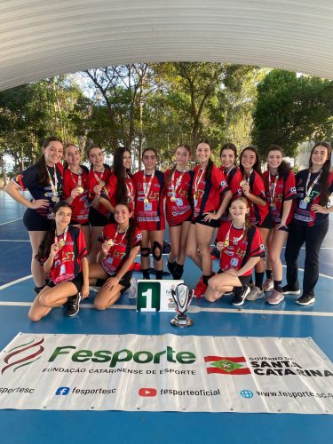 4f8debff-dec1-40b0-ba49-e3b3d4803787