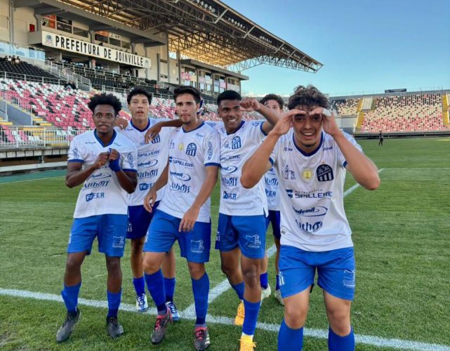 551ca10c-869a-498c-bb53-3530a98ee3c1