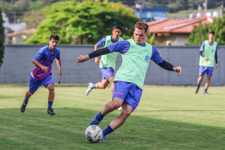 7cf5b23d-33de-49de-8500-ca64605f1806