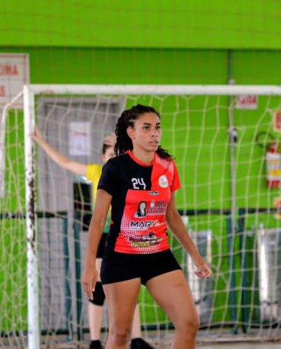 9b9d8804-a36b-425d-92a7-f59c0fd46734