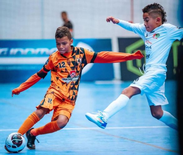 Formiguinhas-0x3-Nikkei-FT10-Sports-1a-rodada-da-Taca-Brasil-de-futsal-sub10-2025-1