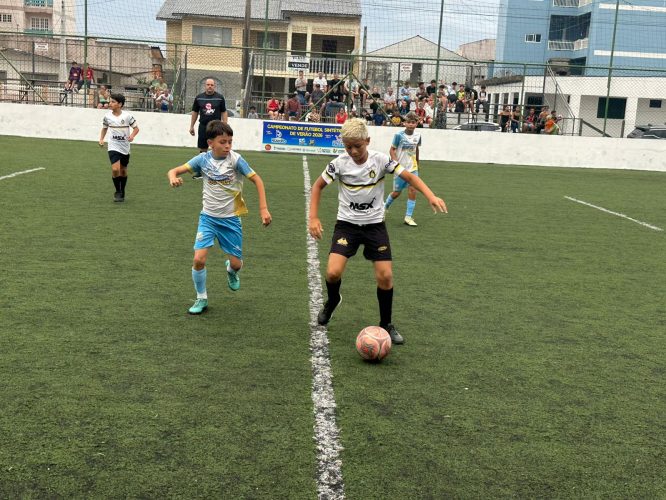 f6ea4a8e-afa9-41c6-8078-cf1a364f0695